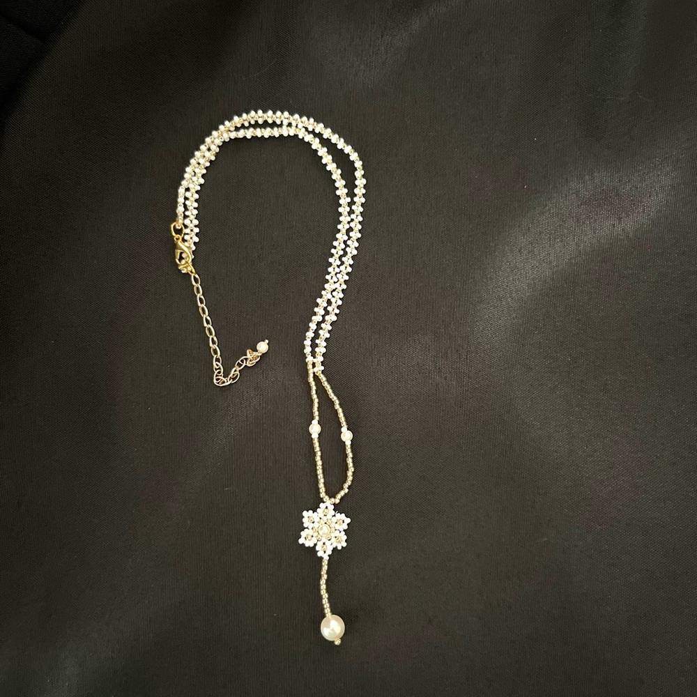 HAND CRAFTED Beaded White and Gold Bridal Necklace - Picture 2 of 5